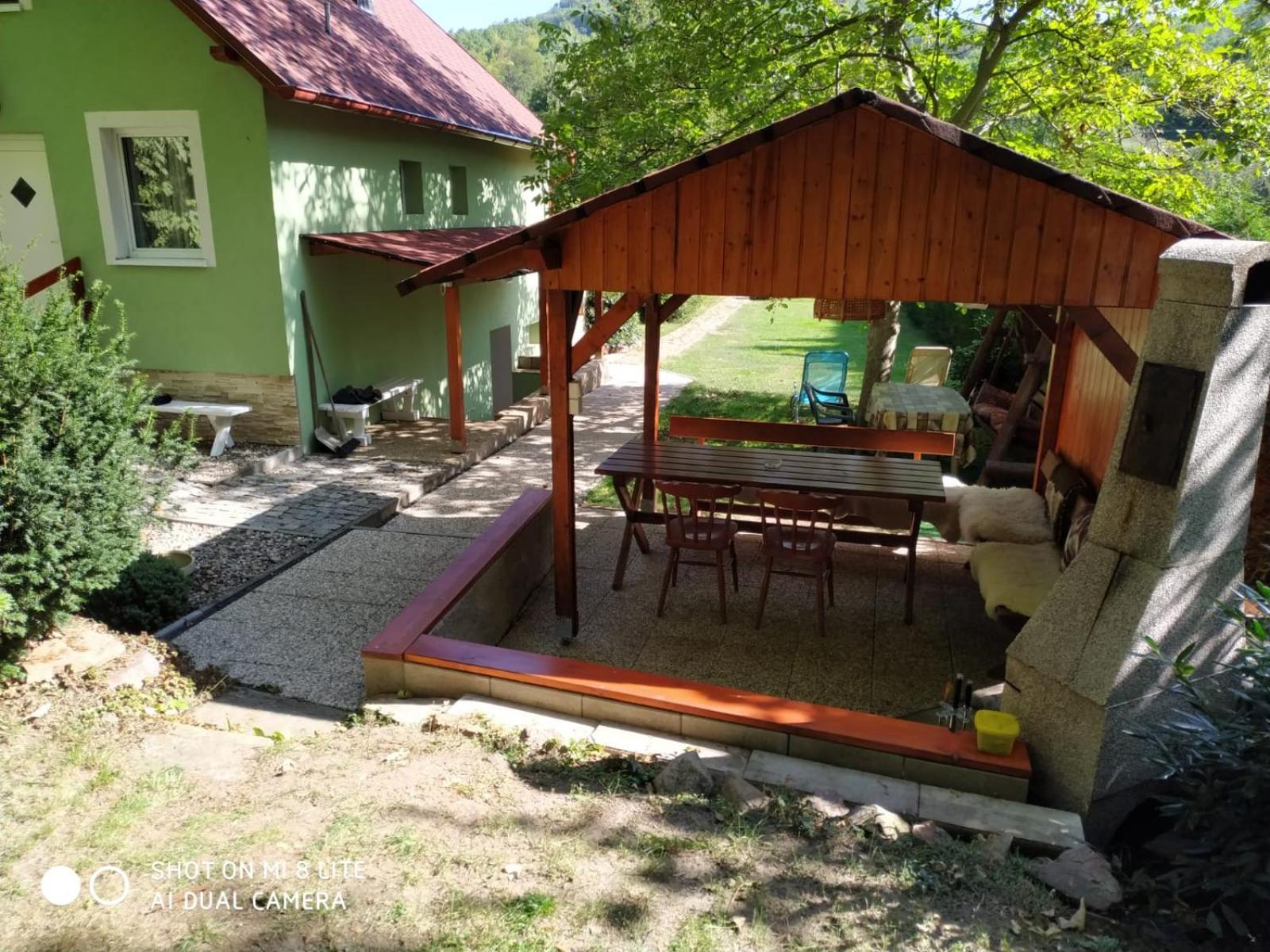 Chata Lazne Evzenie Klasterec Nad Ohri Klásterec nad Ohrí Exterior foto
